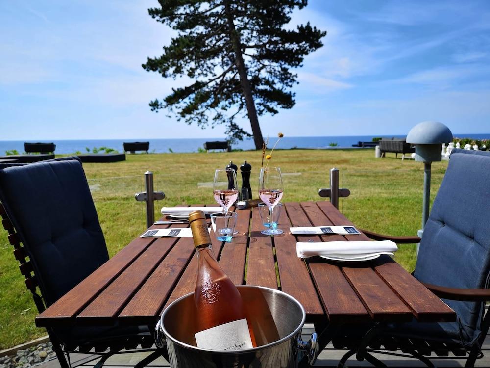 Fredensborg Badehotel Рённе Экстерьер фото